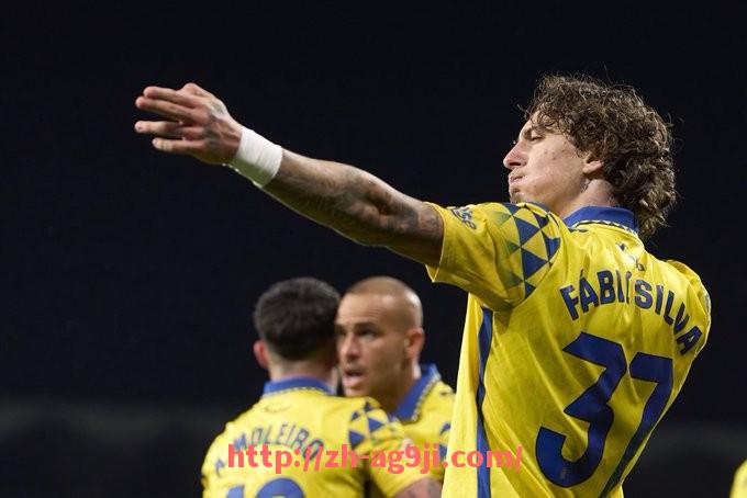 ag9游会-英超对外籍球员注册数量的限制政策详解